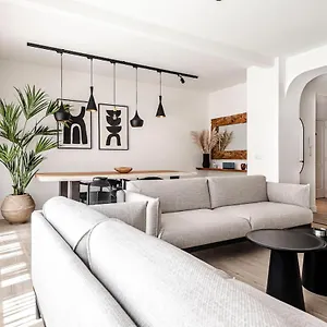 Sack-time Fashion Boutique 1 & 2 Apartment